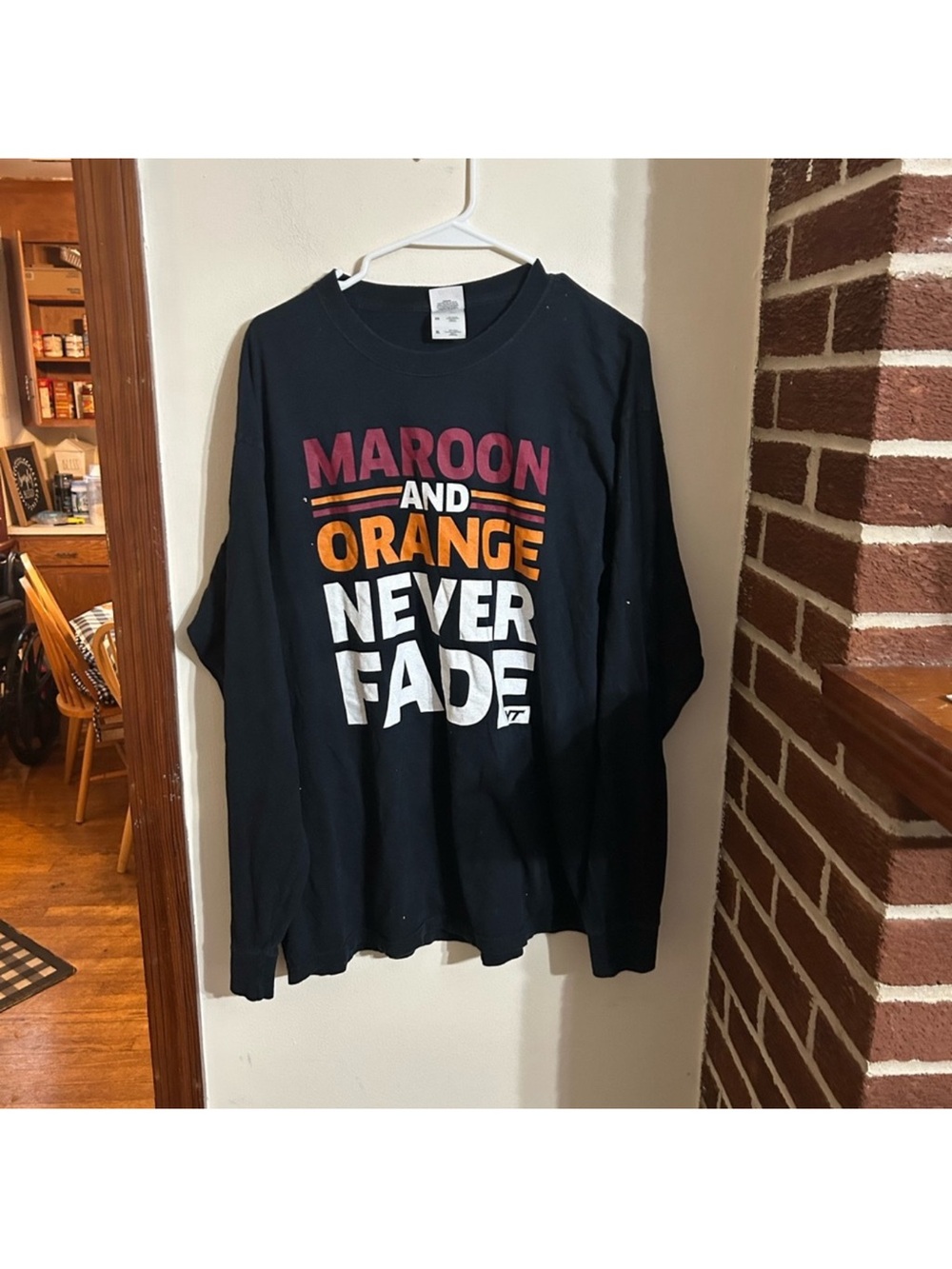 Virginia Tech Size XL Black Short Sleeve Tee